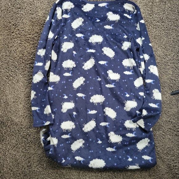 Croft & Barrow Long Nightgown Blue with White Sheep Warm Fuzzy Woman's Medium - Picture 8 of 8